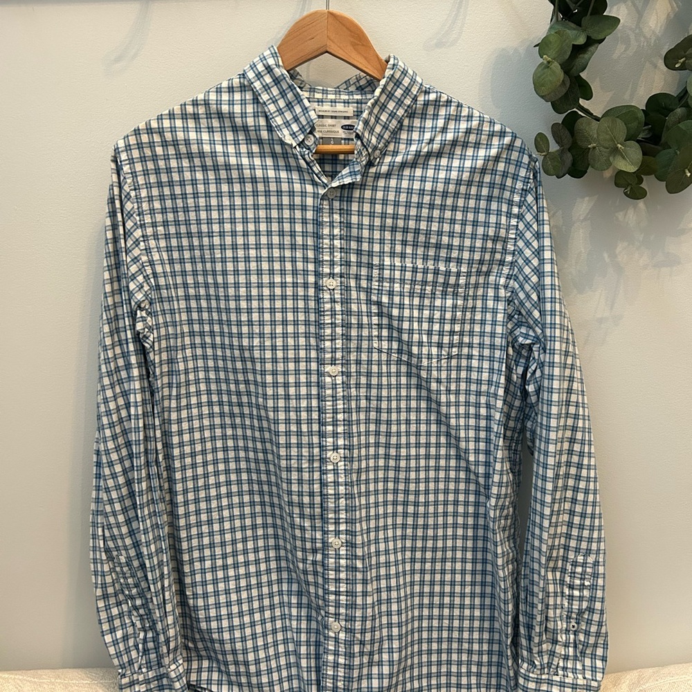 Old Navy Men's Blue Checkered Shirt